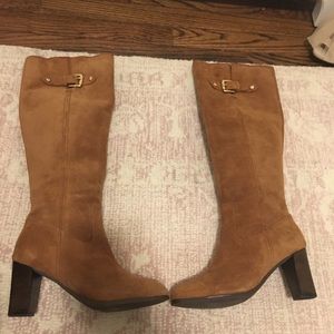 Michale Kors Brown Suede Boot-size 6.5